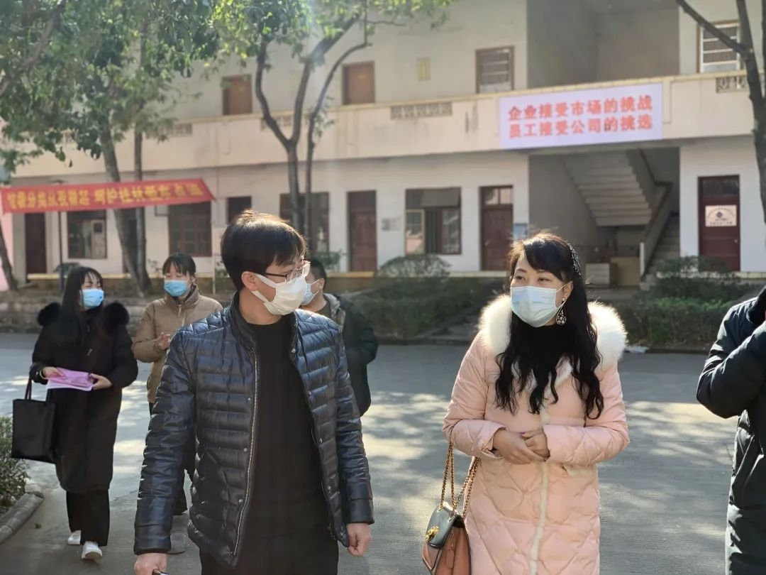桂林市工信局領(lǐng)導(dǎo)到桂北機器進行走訪調(diào)研工作